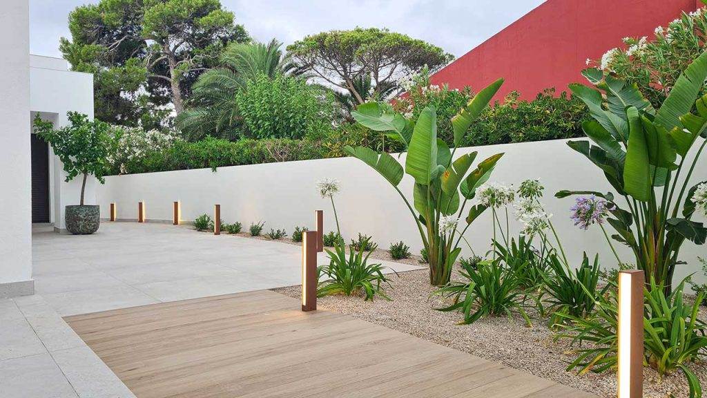 terraza jardín paisajismo en Denia